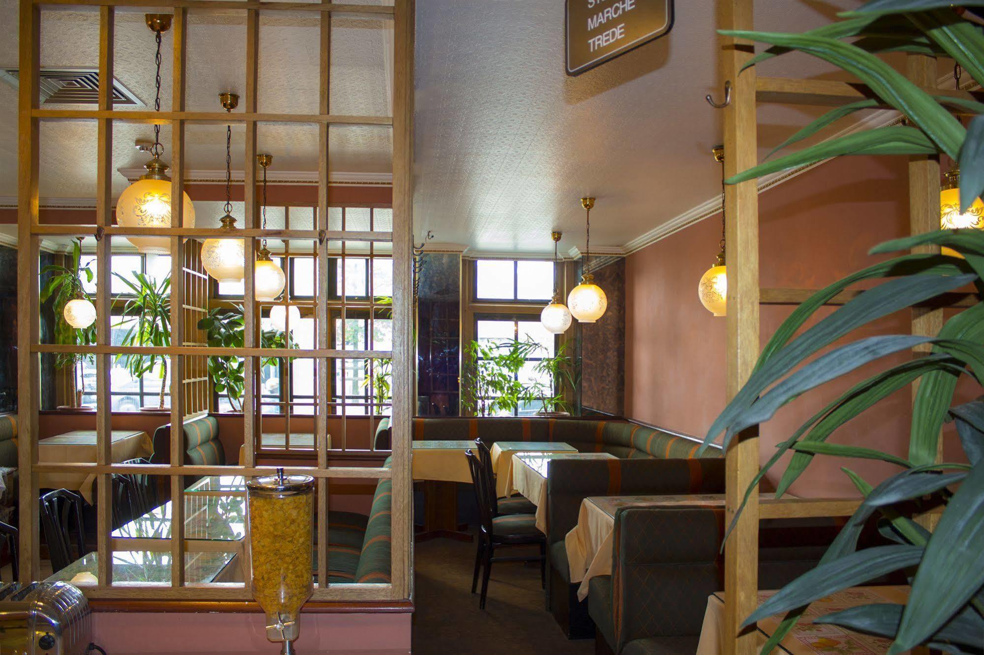 Hotel Continental Saint-Gilles Екстериор снимка